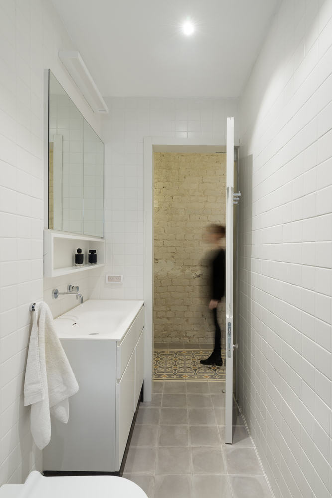 特拉维夫 93 平米狭长公寓,简约实用空间利用-36