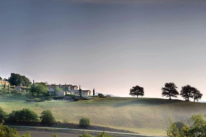 意大利千年古堡改造成奢华酒店,领略中世纪魅力-12