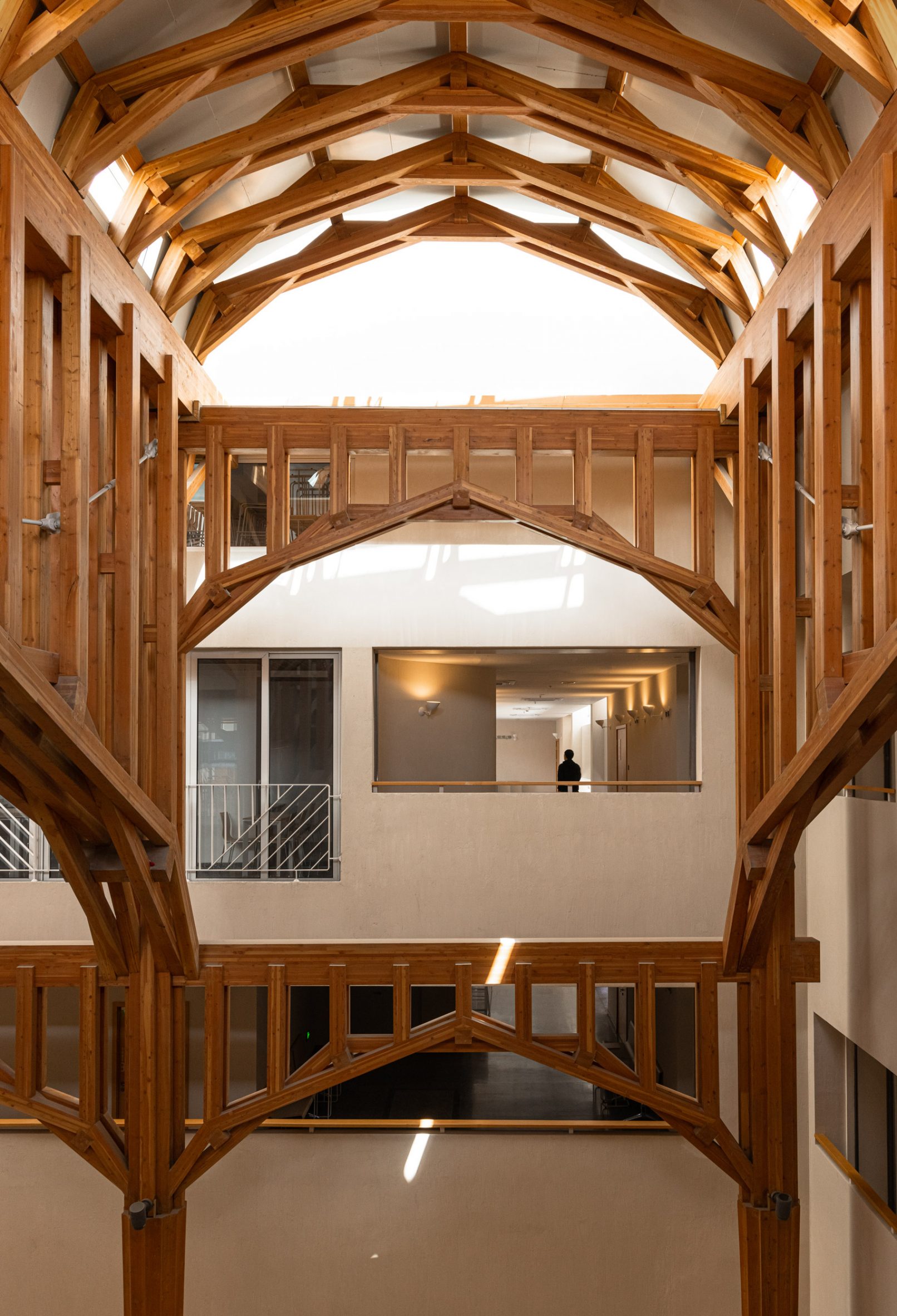 上海交通大学设计学院校区建筑翻新之拱形中央大厅项目丨中国上海丨Studio Ruan Xing等多家团队及单位-11