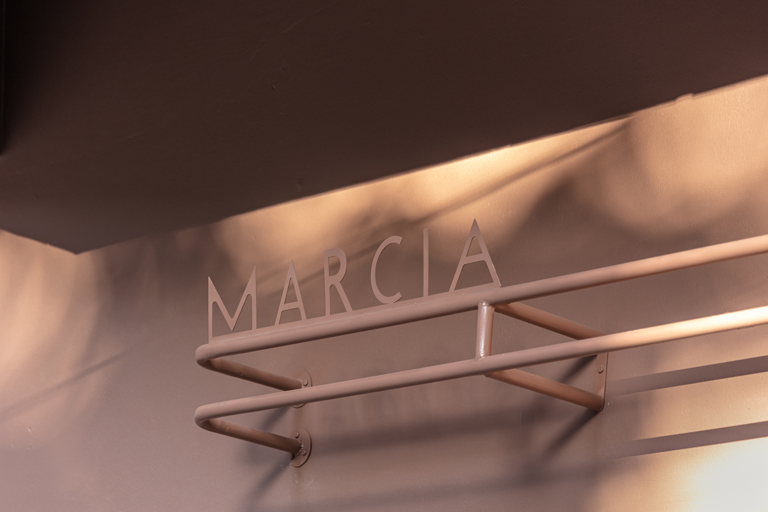 阿根廷 Villa Urquiza 区 Pizzería Marcia 餐厅设计,传统与现代的完美融合-25