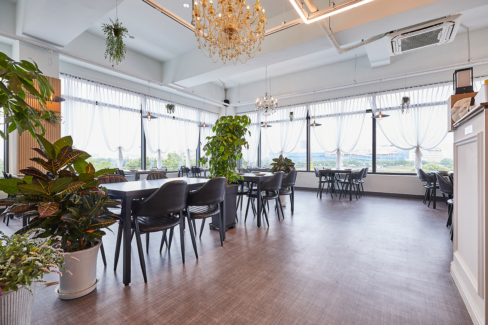 意大利餐厅的设计魅力 | 简约而优雅-8