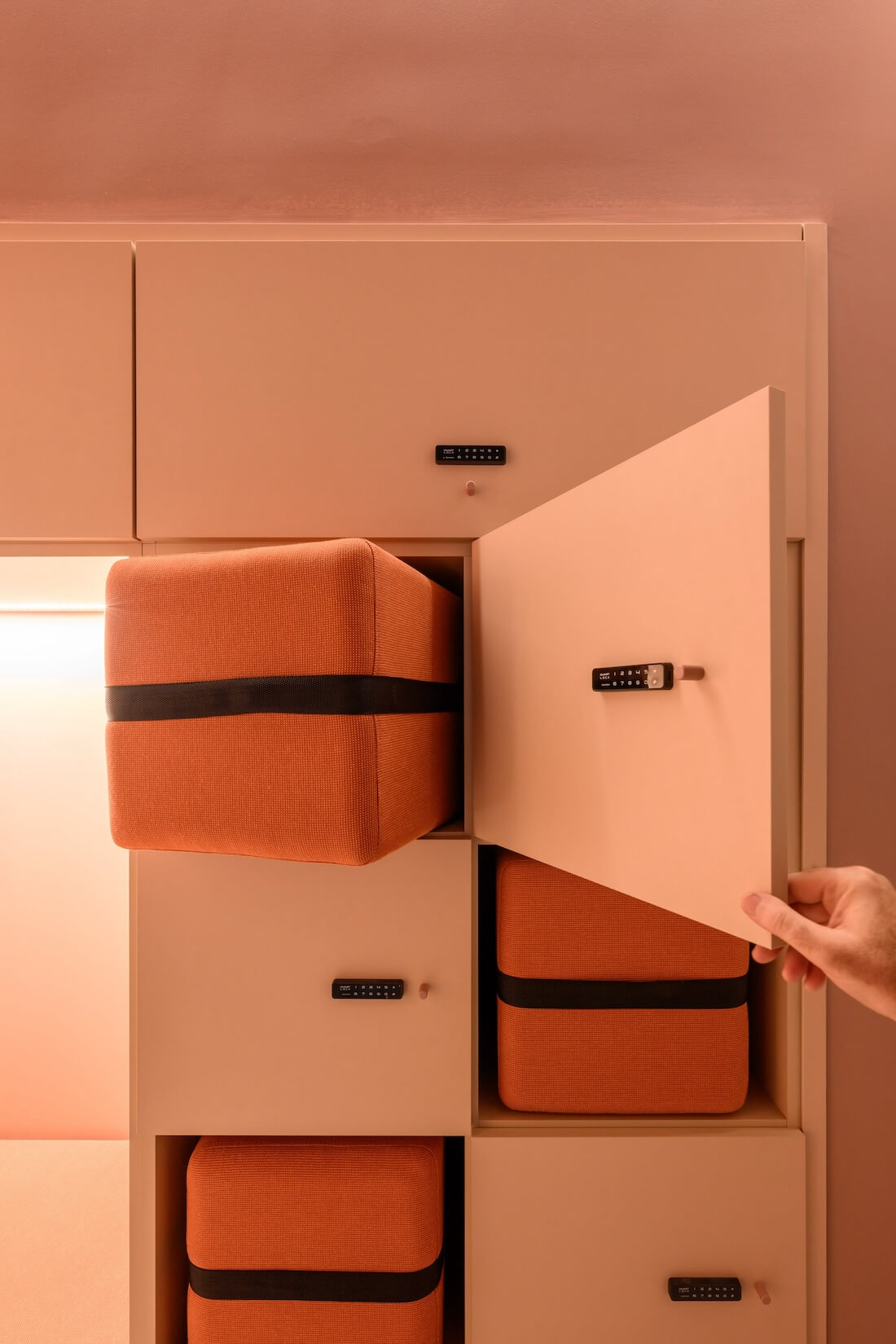 绿色家居办公室丨阿根廷科尔多瓦丨Estudio Ebras,Hause Möbel-10