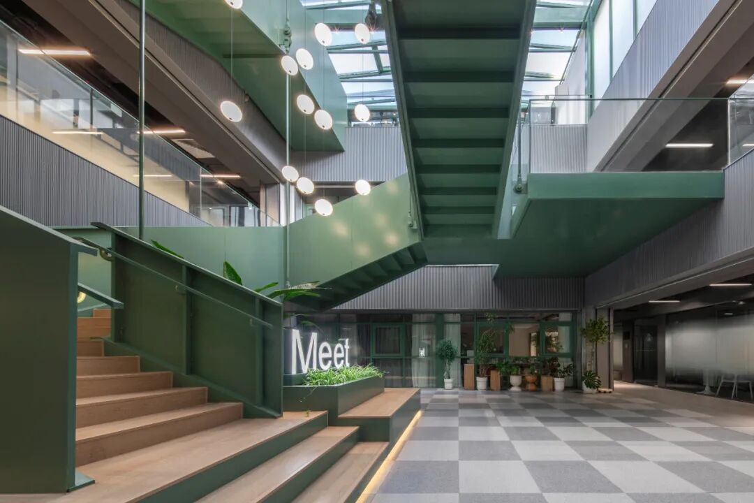 上海Meet·华大科技园办公改造 · 一场自然驱动下的空间共生实践丨中国上海丨予舍予筑-0