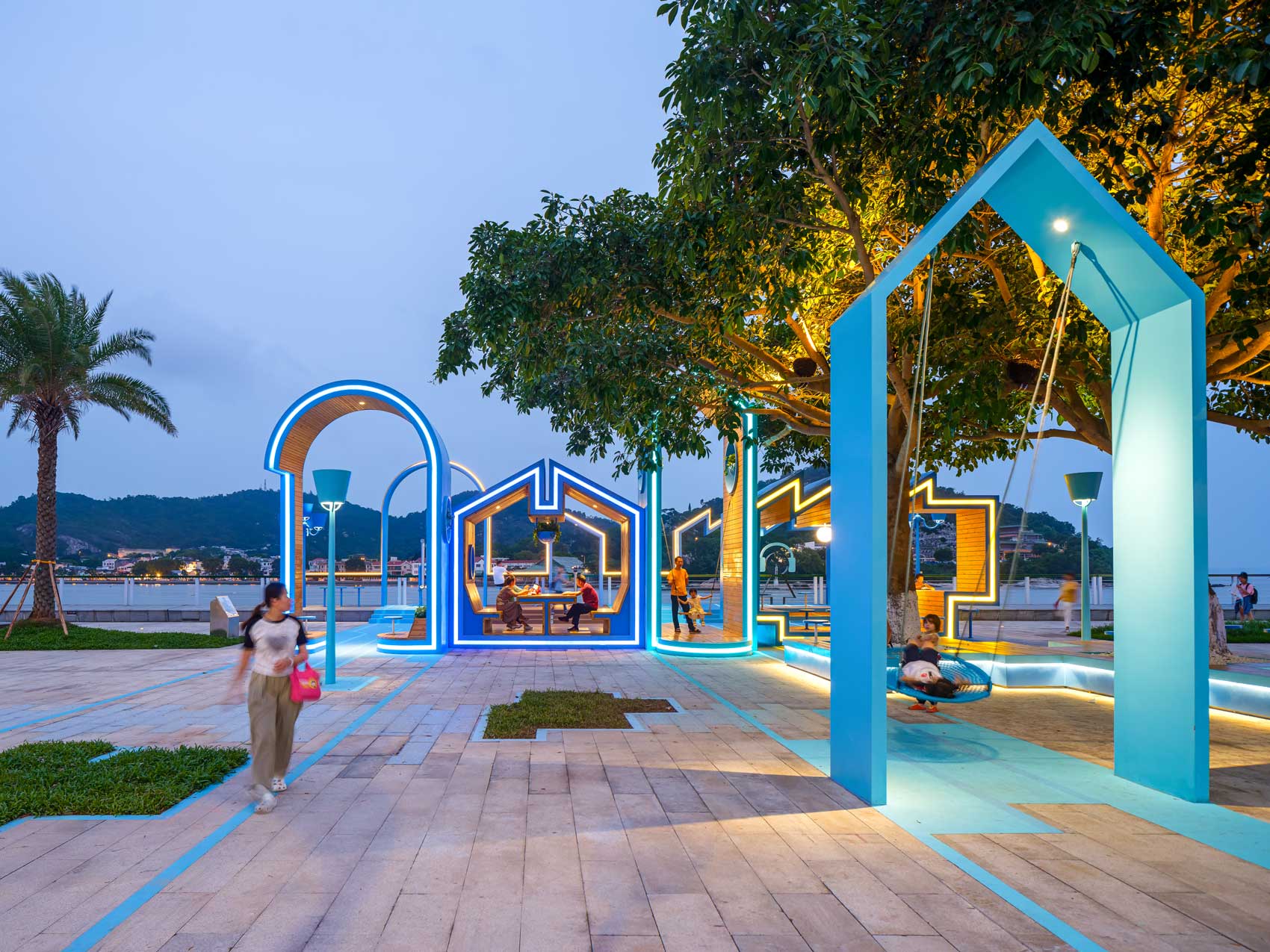 电气小屋；电子用品店（这里结合常见情况推测 ELECTRO 代表电气、电子相关，HUT 有小屋、简易商店等意思，故给出这两种较符合逻辑的表述） 丨中国珠海丨100 Architects（上海）有限公司-51