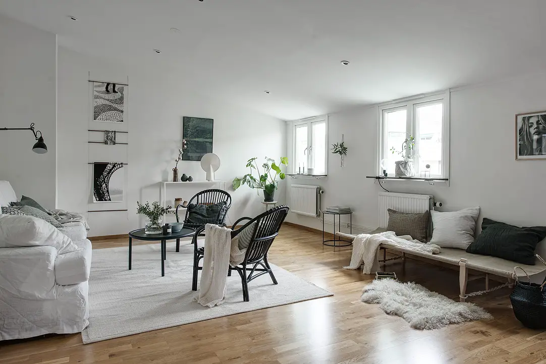 玫瑰楼阁，穿越时光的"牛眼窗"魅力-5