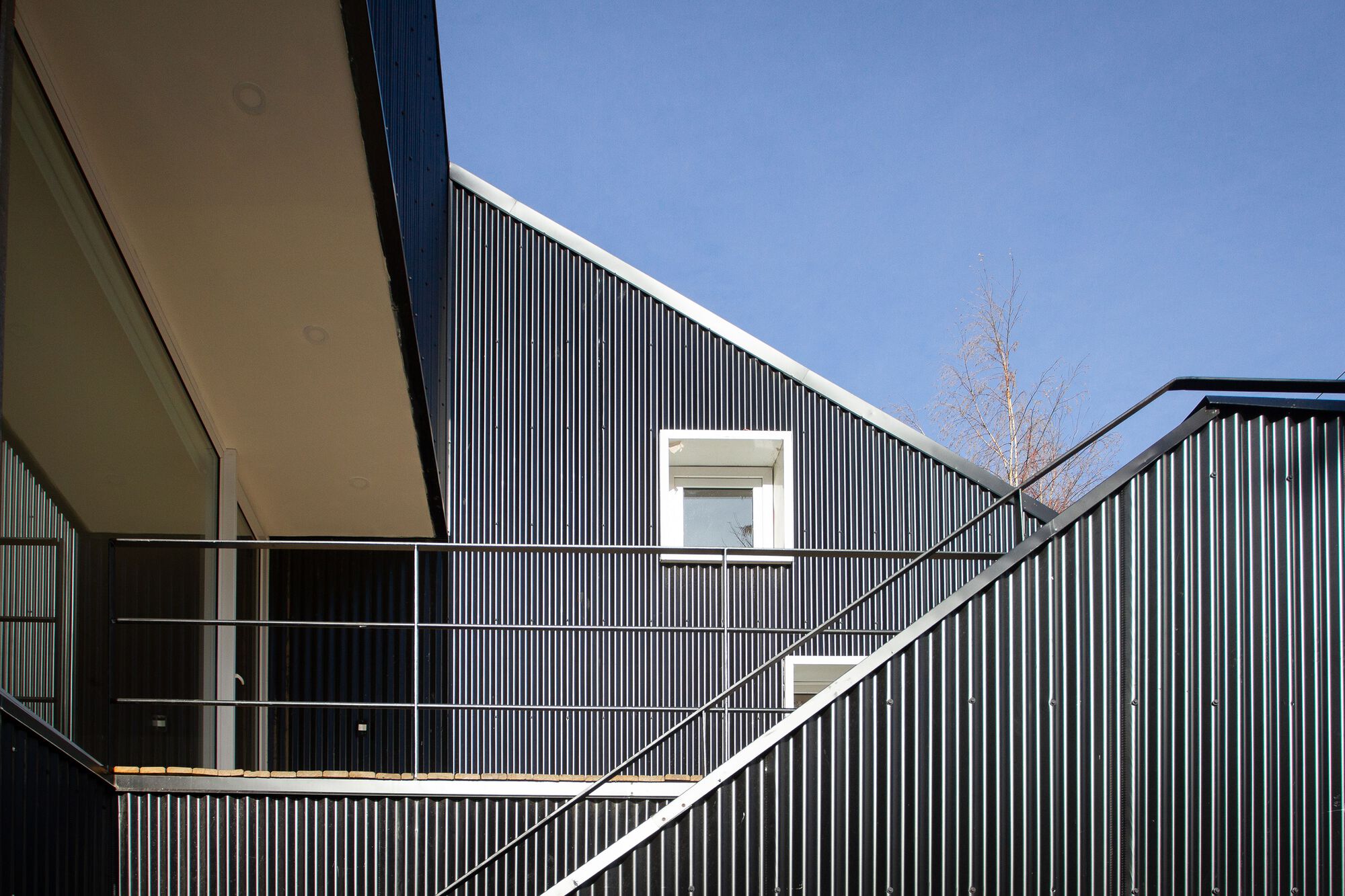 Domesticated Mountain Housing Complex / Estudio Botteri-Connell-28