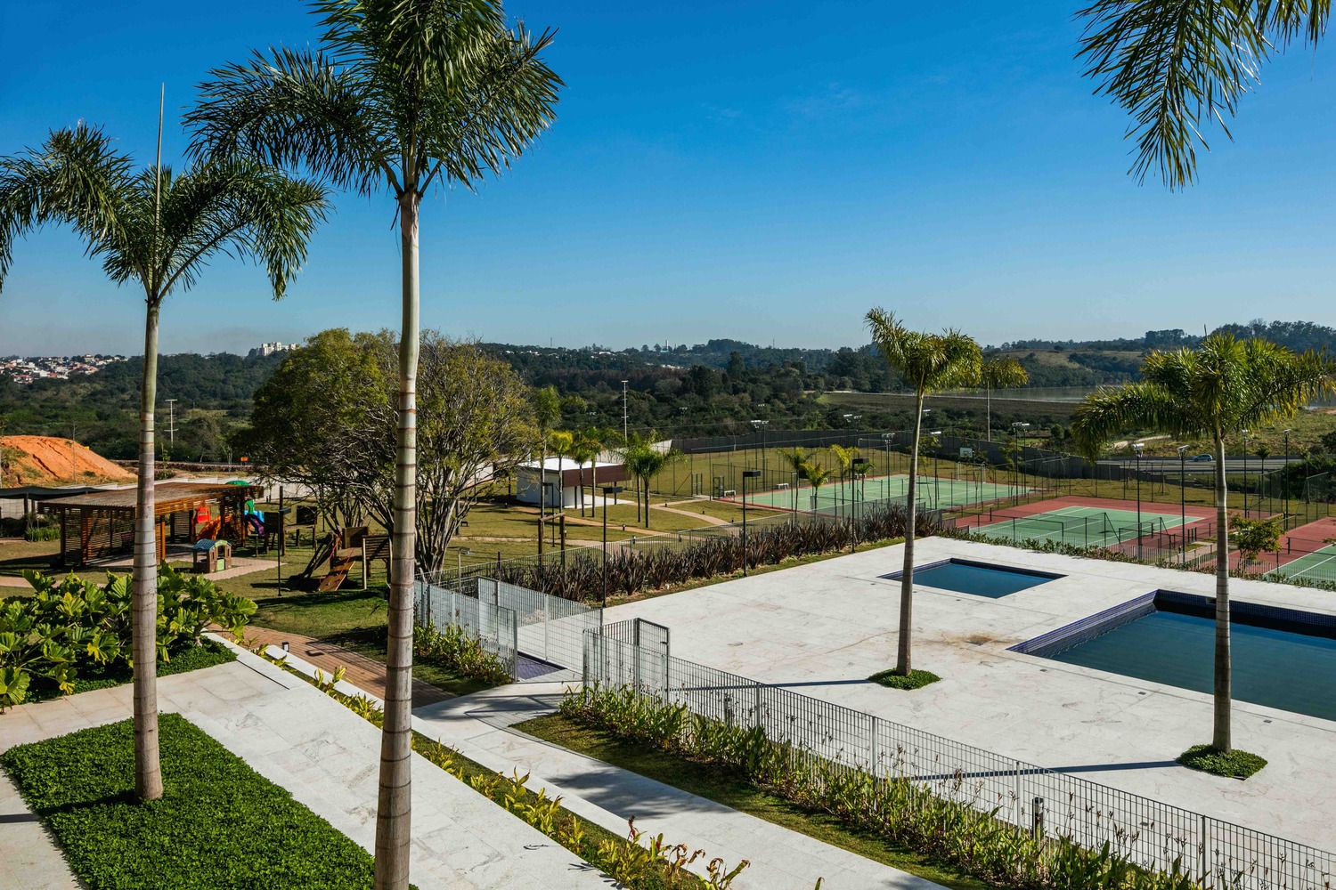 巴西自然景观中的社交俱乐部总部-65