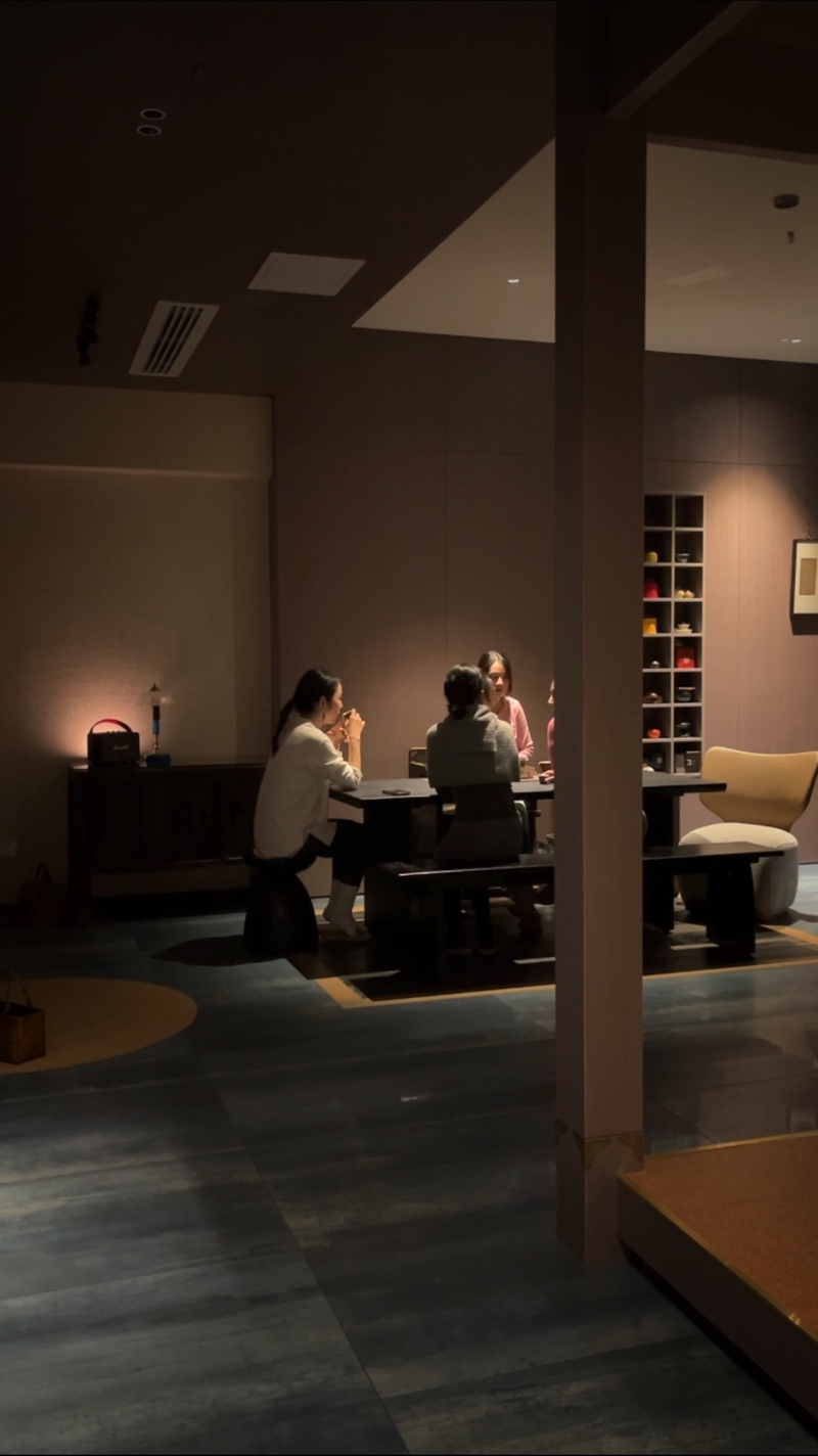 融合瑜伽与茶艺的创意空间-12