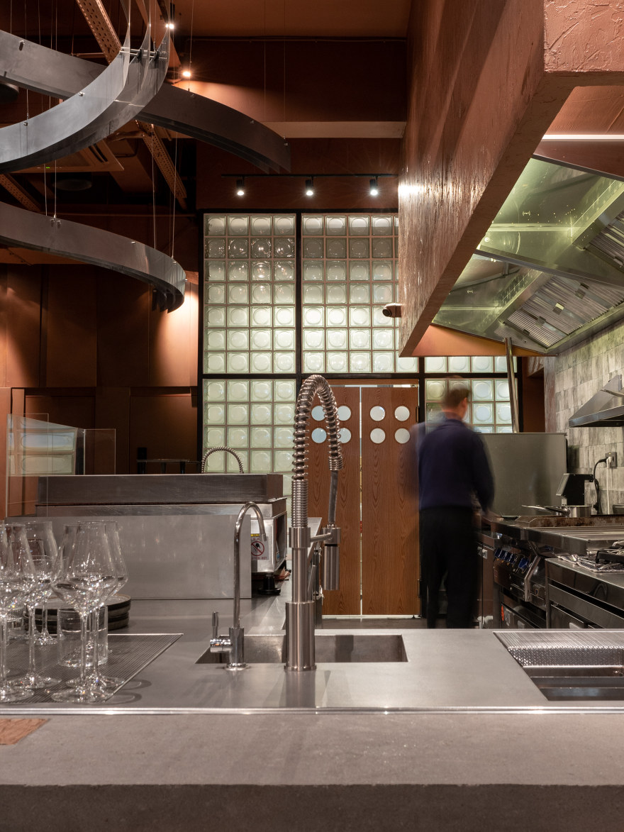 超·亚洲小酒馆&酒吧丨俄罗斯莫斯科丨Egor Bogomolov 等-37