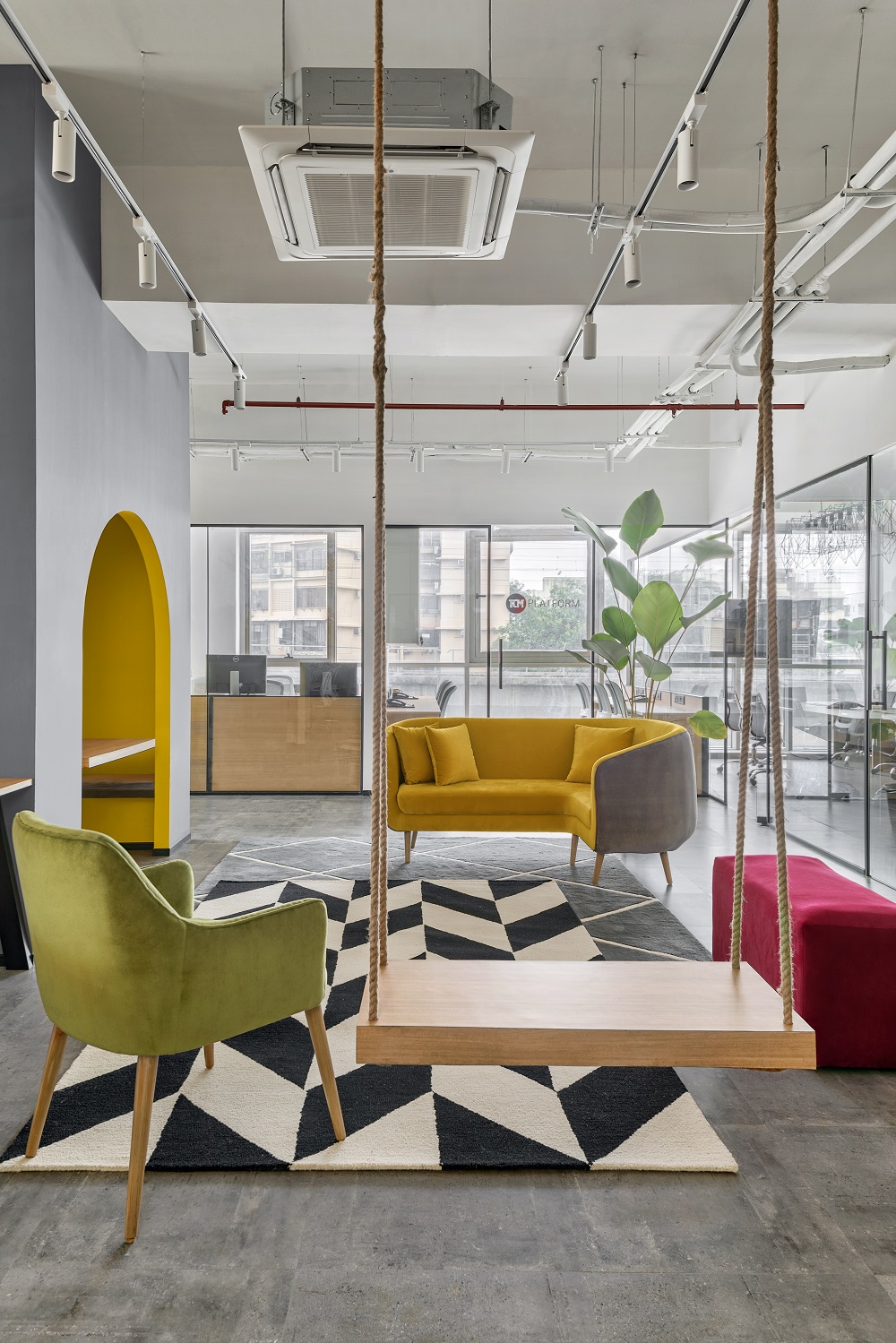 活力四溢的办公空间 · The E·pand Loft丨Quirk Studio-16