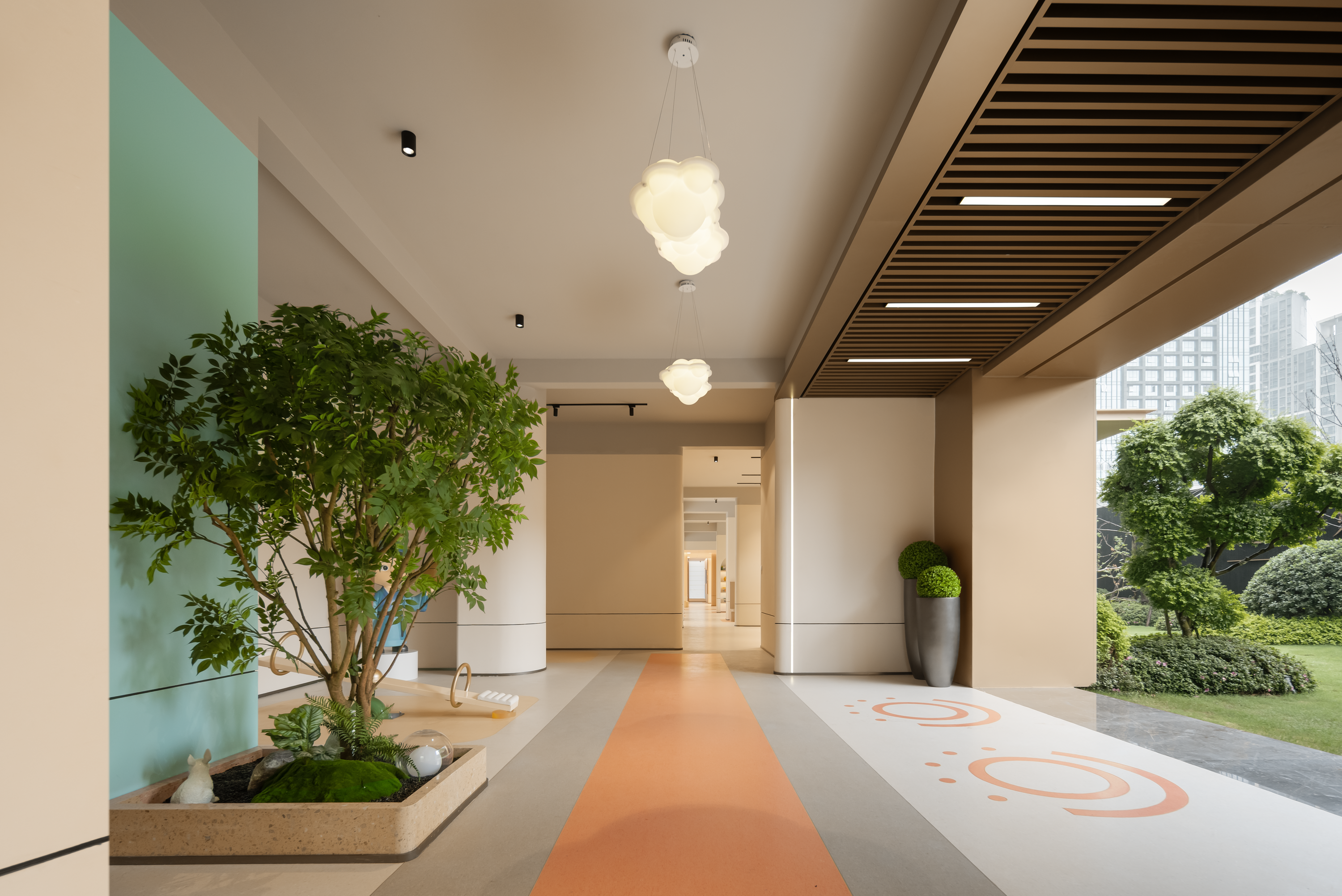 南昌市政 · 锦绣文澜架空层丨中国南昌丨HPID设计团队,重庆星翰装饰,上海一目建筑-18