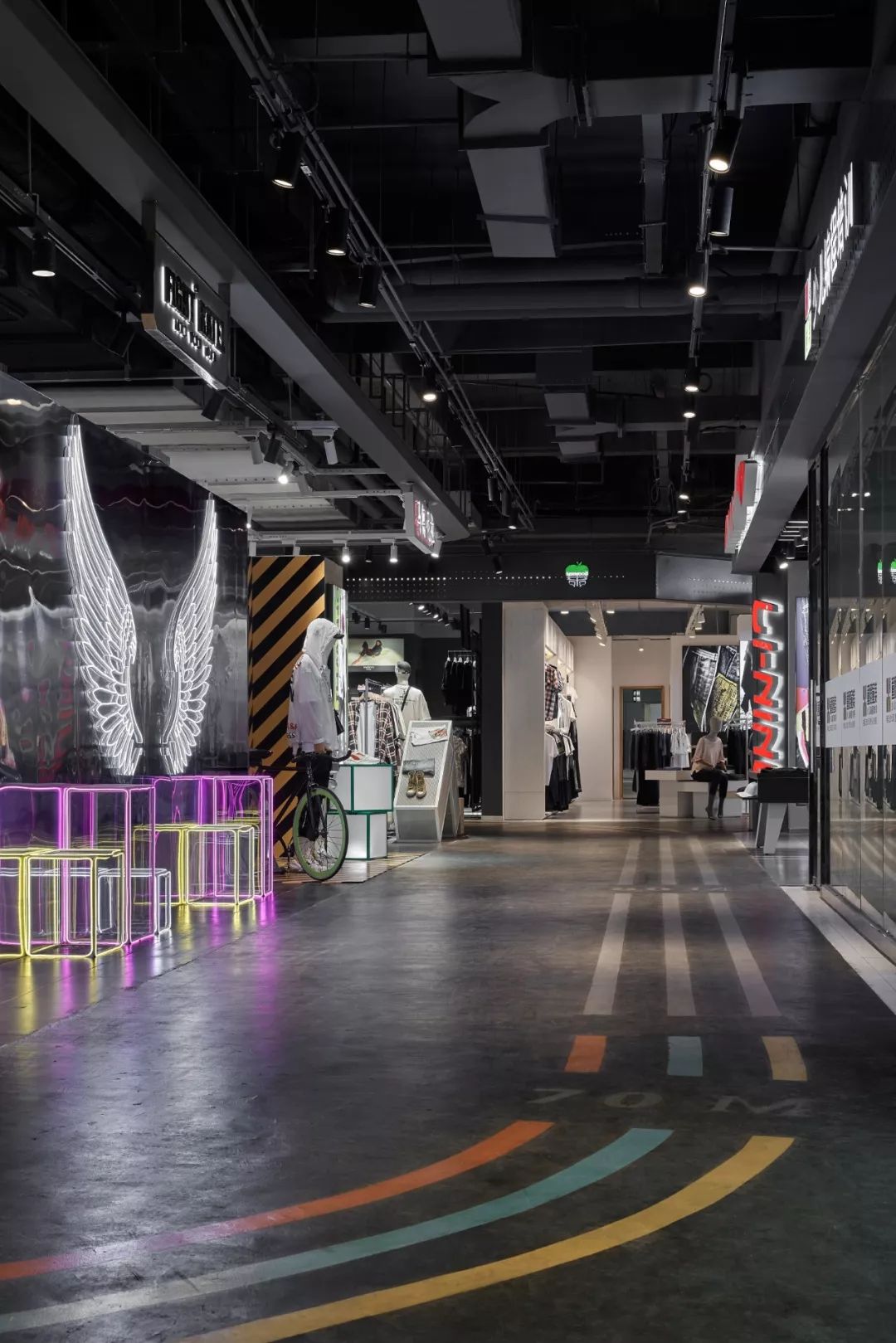 绿意盎然的健康运动生活综合体-68