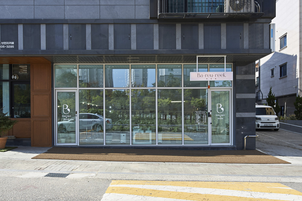 现代简约 22 坪咖啡厅 精致室内设计-2