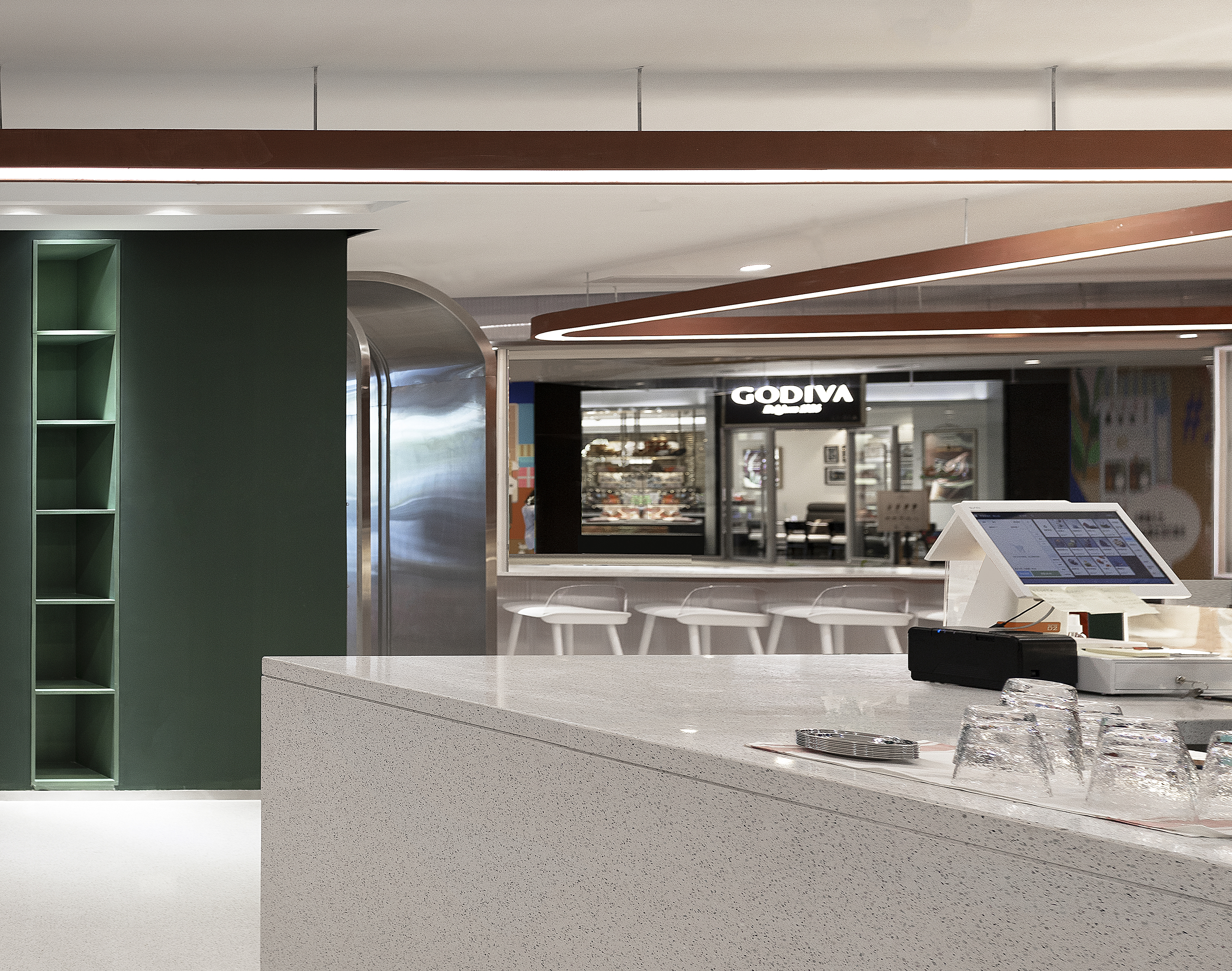 宇宙甜品店 · 多彩互动的垂直空间设计-21