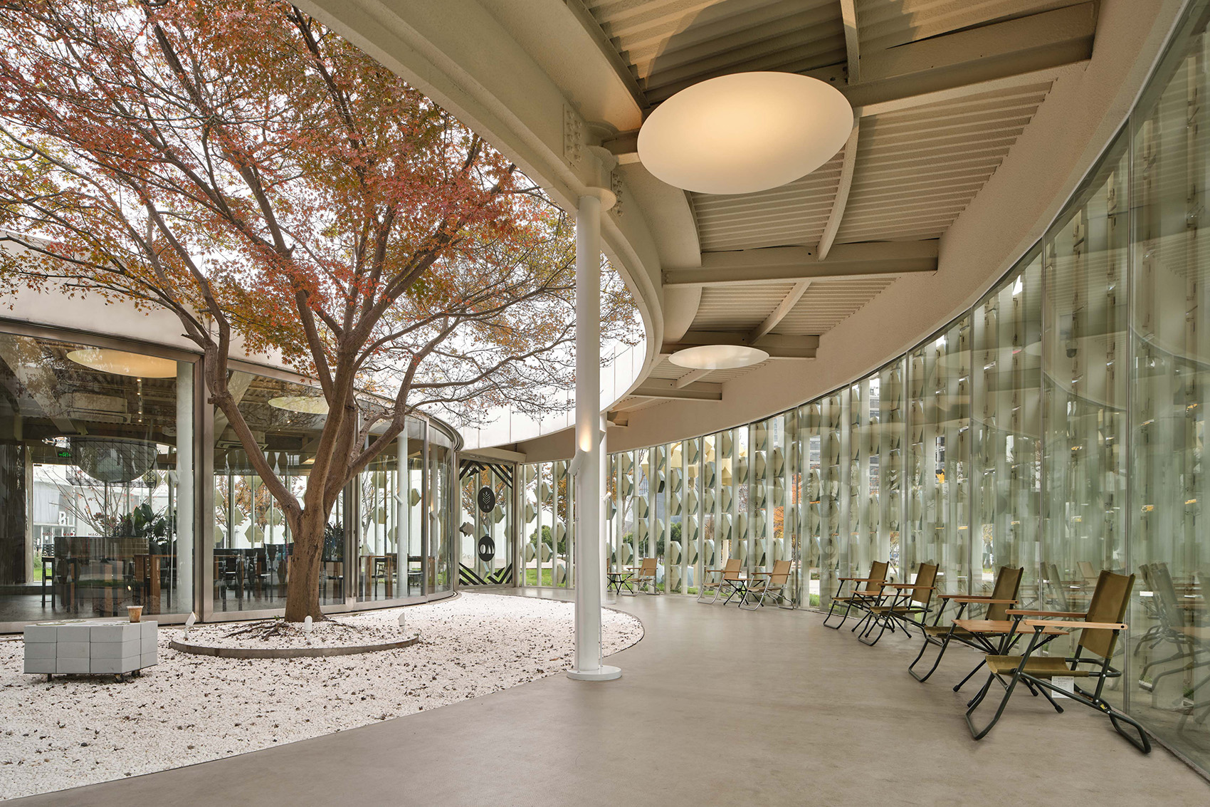 上海青枫树下的 LOAM 瓷屋咖啡店丨中国上海丨八荒设计-24