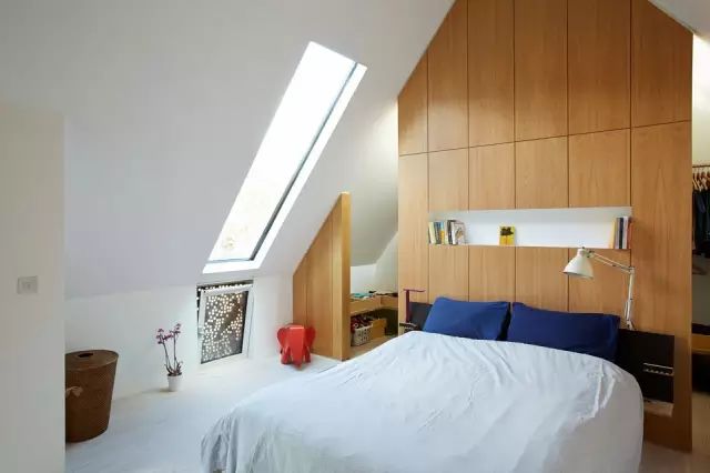 买不起“学区房”，他带2个女儿住进破马厩，花4年爆改，市价3300万!-114