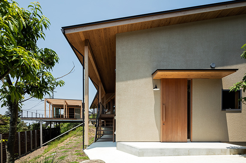House in Sirahama Cho, Japan with Magnificent Views of the Calm Waters of the Pacific Ocean-1