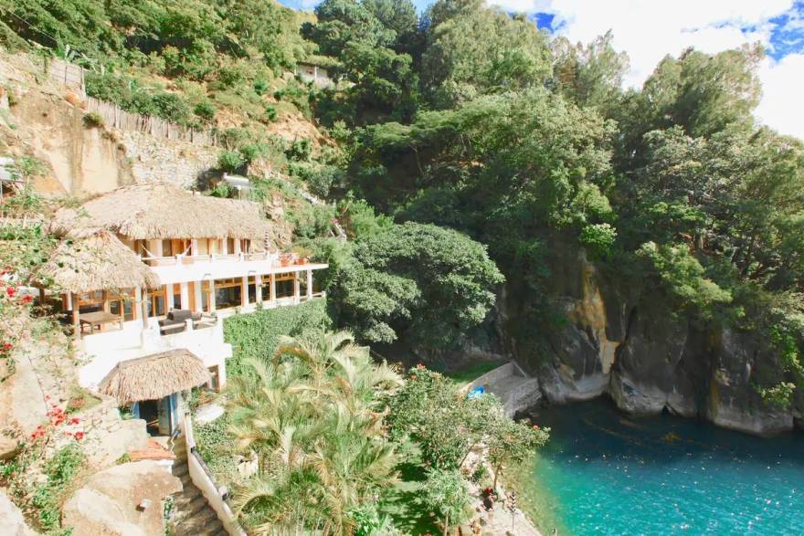 Ces maisons de vacances isolées dans des parcs sont à louer sur Airbnb | AD Magazine-8