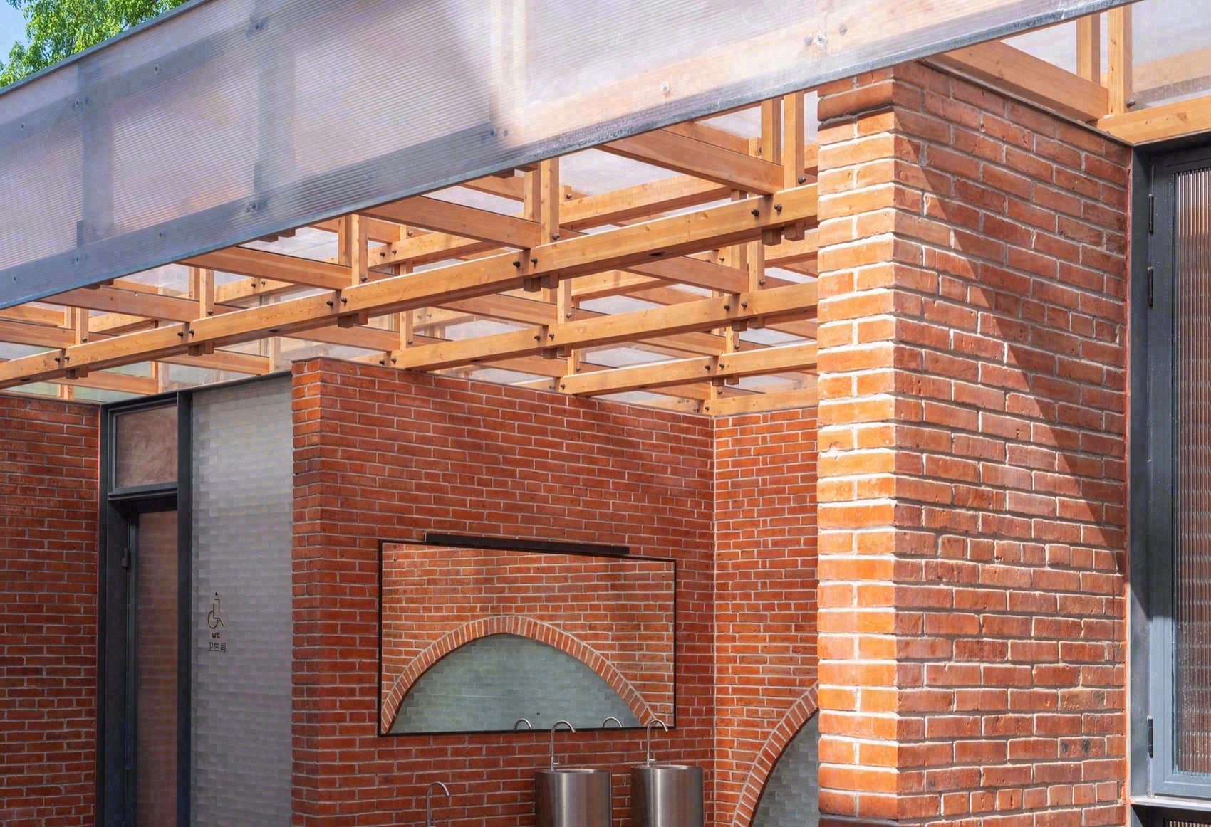 留坝老街红砖公厕丨中国汉中丨尌林建筑设计事务所-53