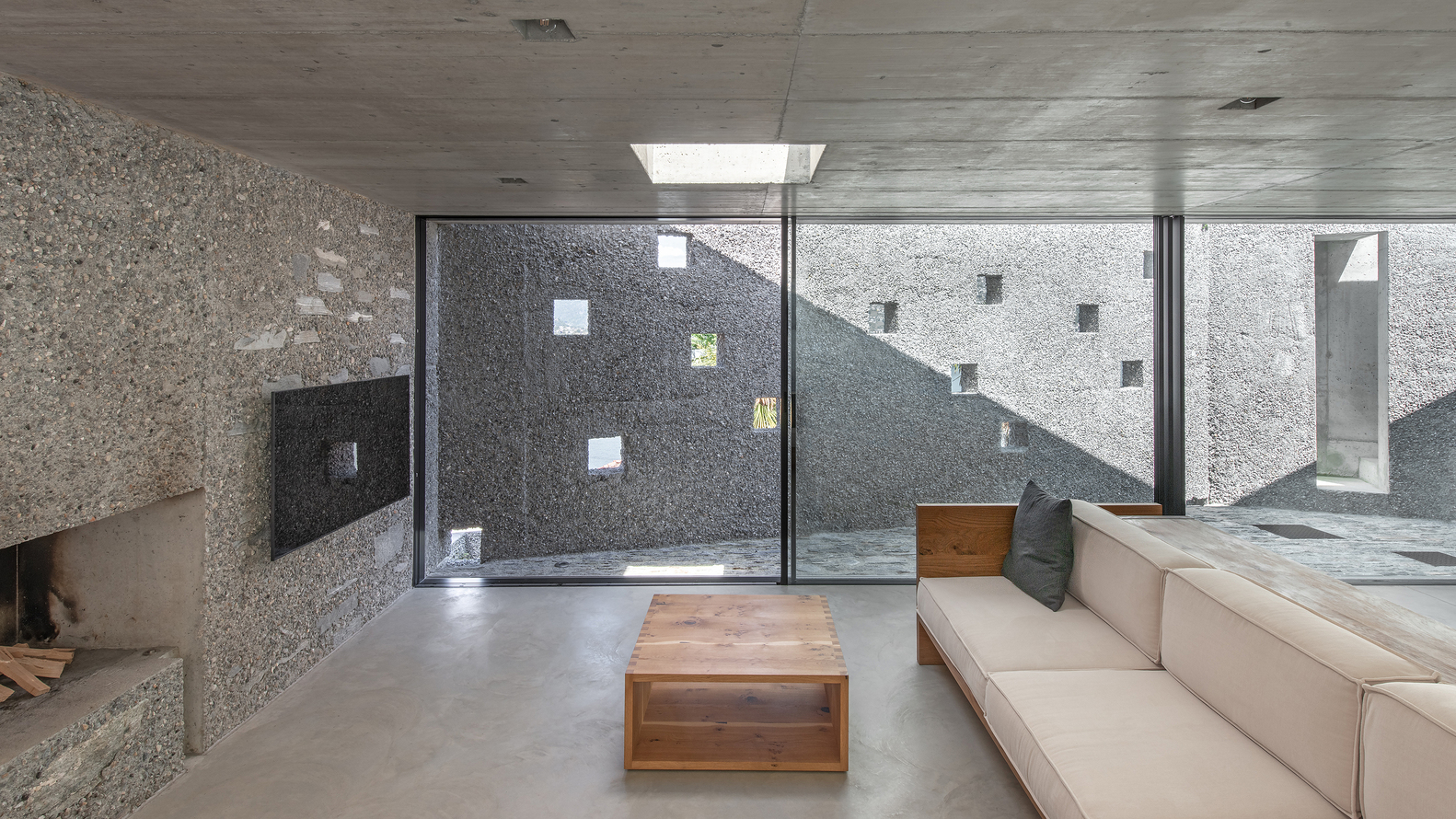 瑞士 Gambarogno 家庭住宅丨Wespi de Meuron Romeo architects-22