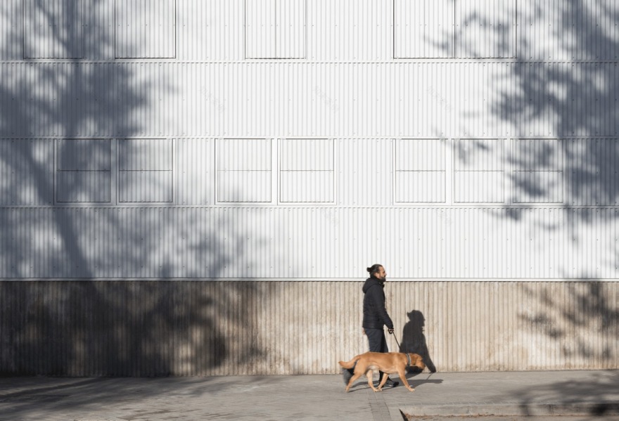 Madrid Adelfas 98 绿色住宅大楼,双体积设计优化自然光-46