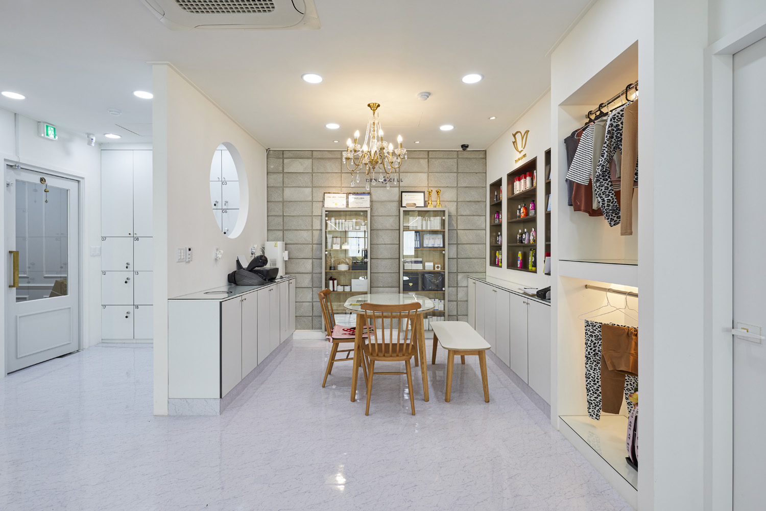 简约 40 平公寓，展现极简生活美学-2