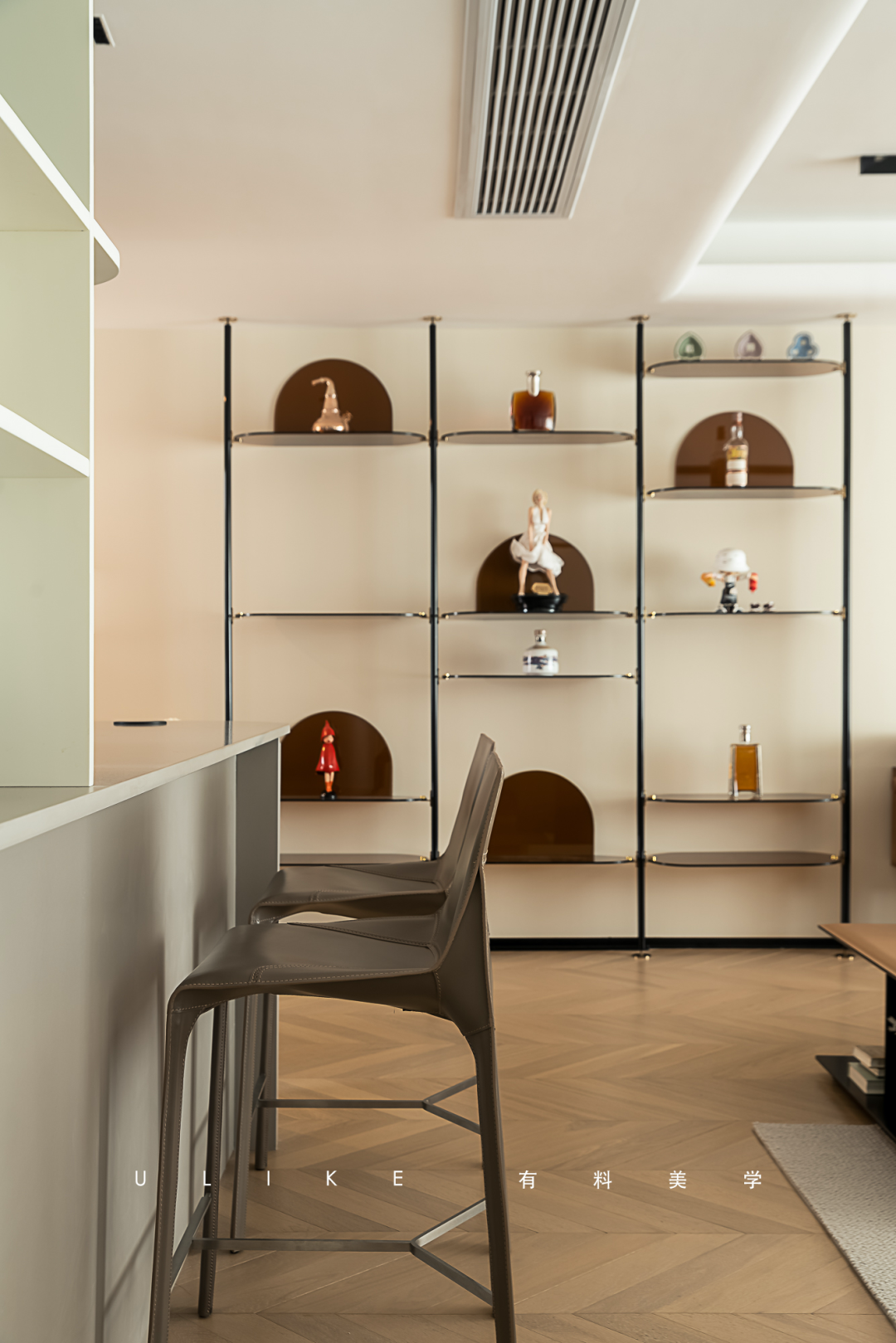 现代温馨家居,圆弧与暖色的完美融合丨YIM DESIGN-25