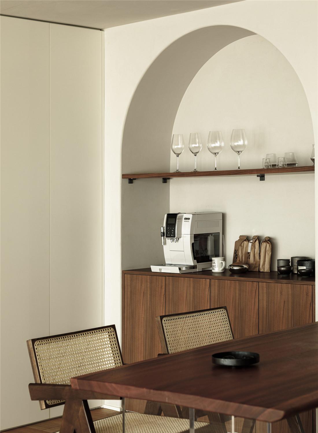 三代同堂的微水泥中古家-21