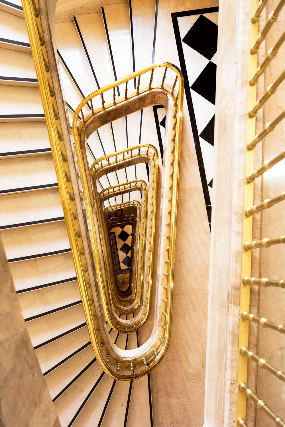 雅典大不列颠酒店丨希腊雅典丨西奥菲洛·汉森,康斯坦丁诺斯·武特西纳斯-26