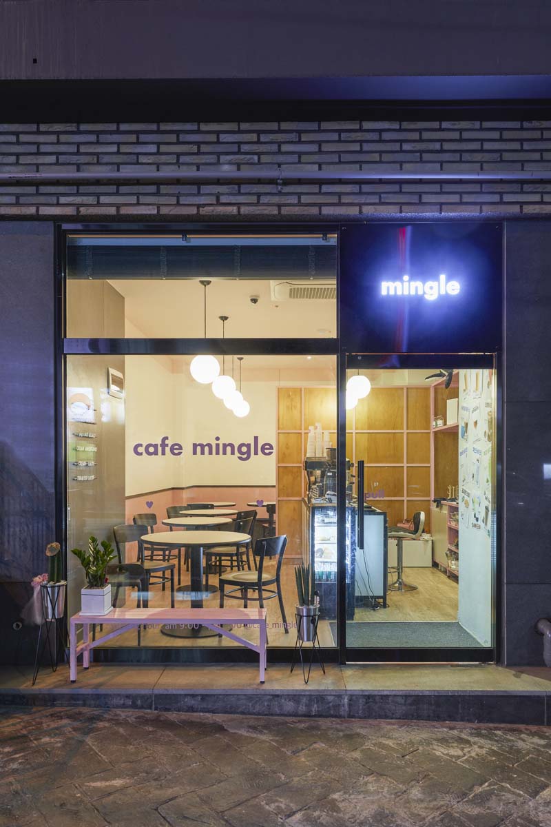 光点闪烁的八坪咖啡厅-2