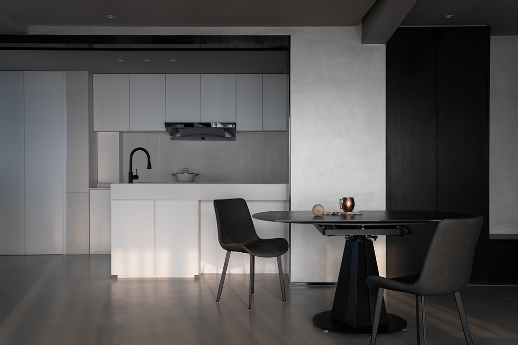 行走的墨线 · 极简黑白的至简之家丨中国重庆丨SIM 简线建筑,森也空间设计-54