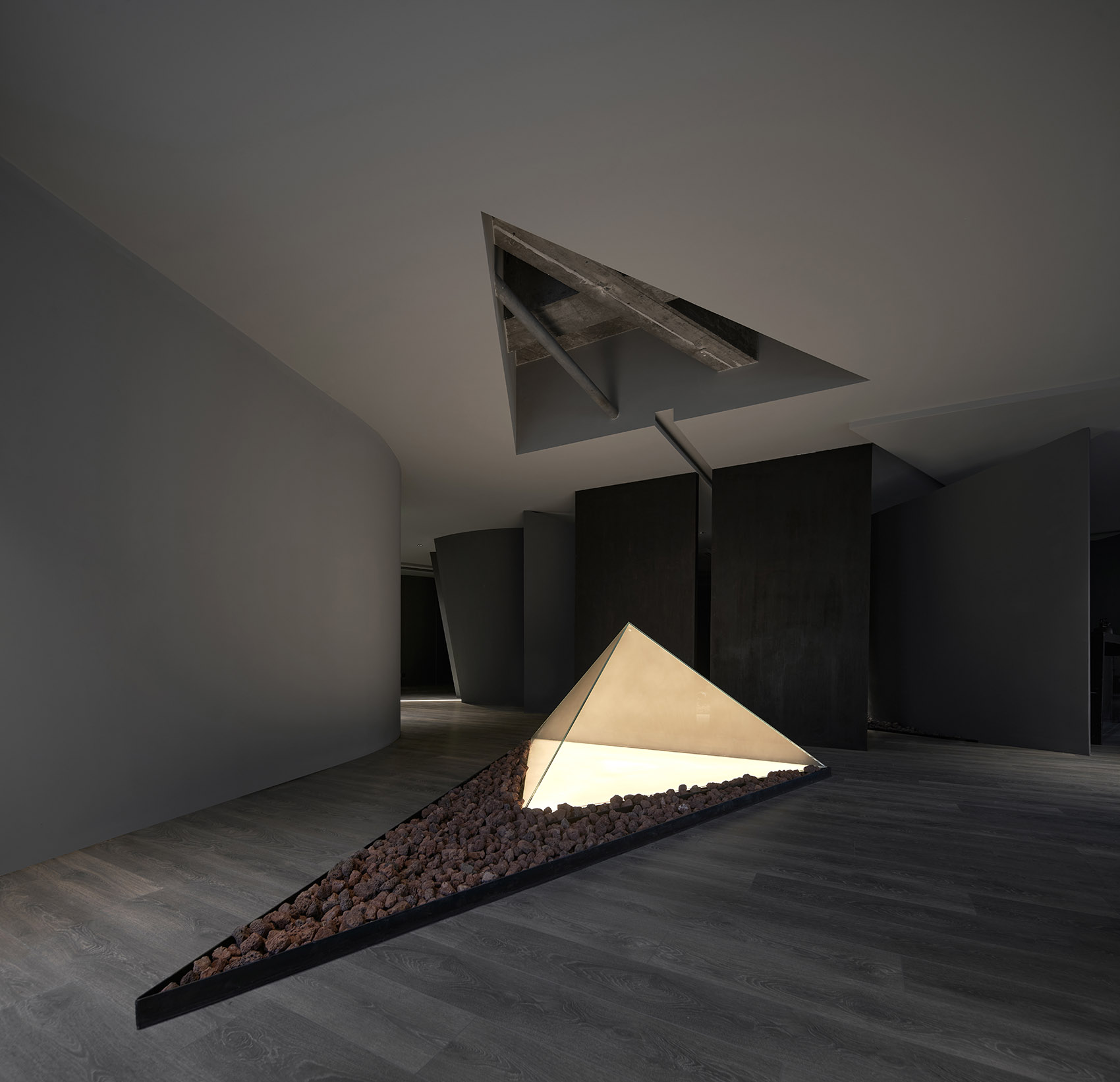 国立酒业办公会客厅丨中国杭州丨泛域设计-34