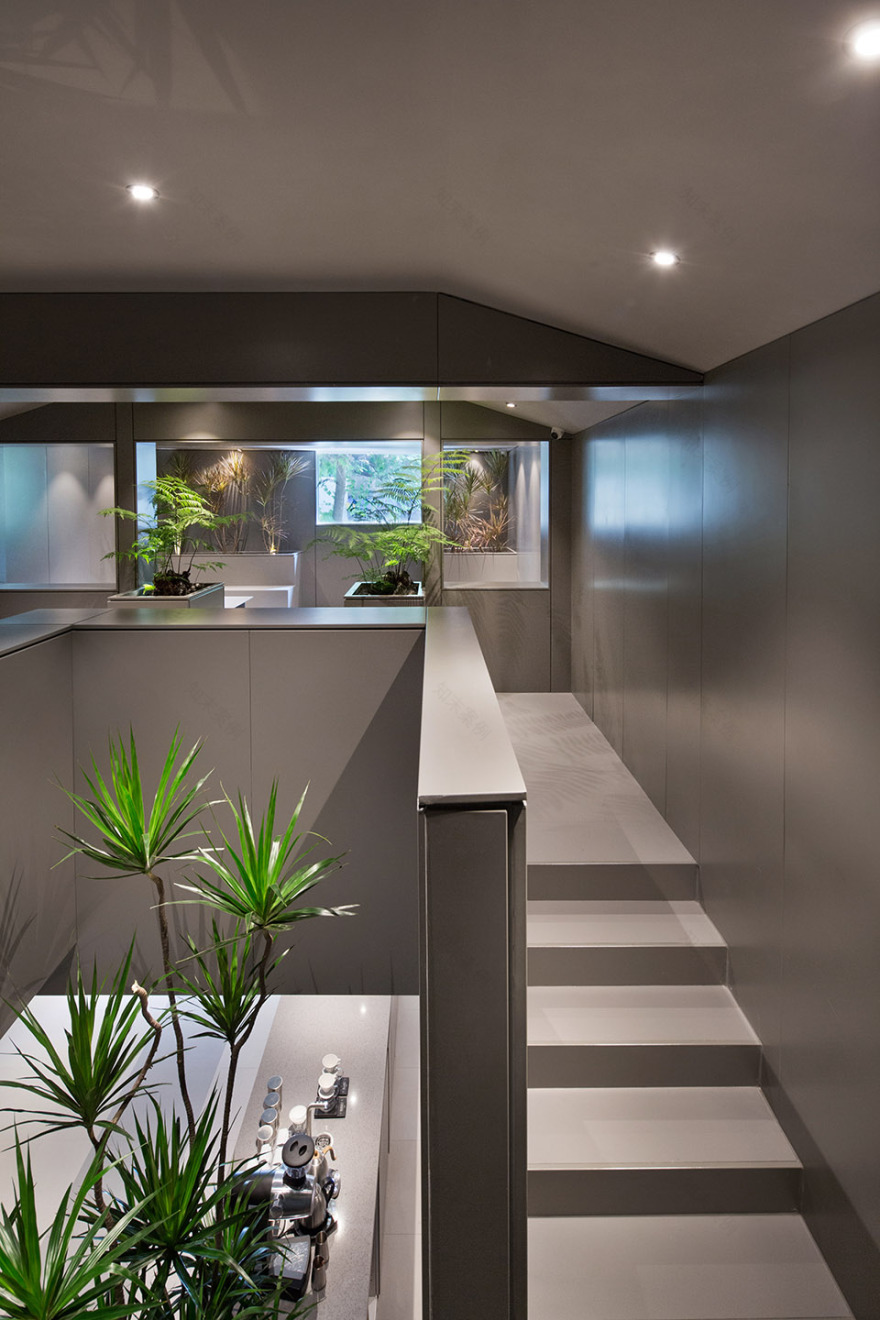 广州教育路来回咖啡店-12