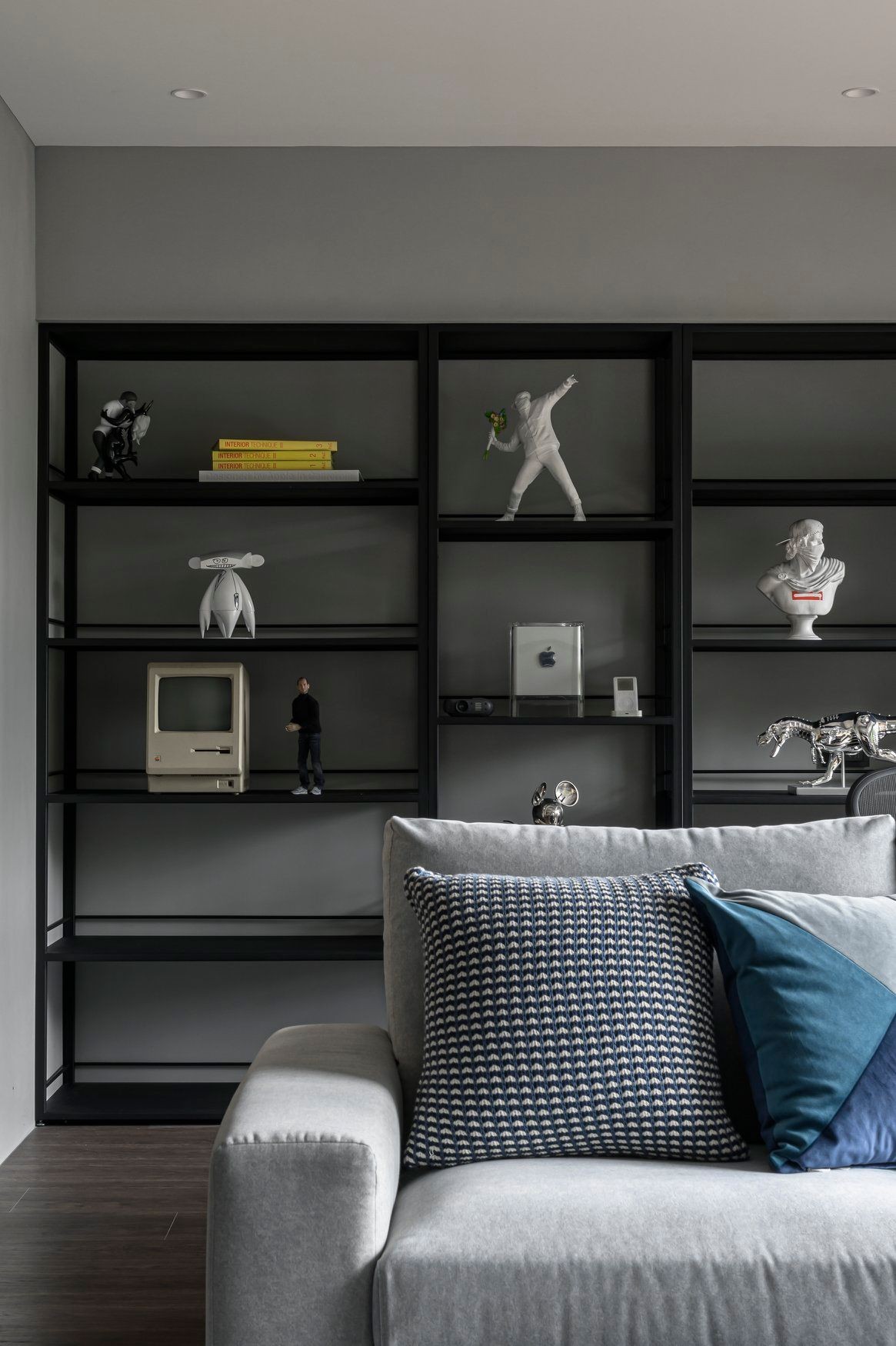 信义区 42 年旧屋翻新，极简设计与温暖家居的完美融合-26