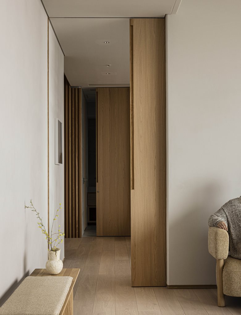 传统现代文化结合的japandi风酒店顶楼寿司餐厅和水疗中心设计-30