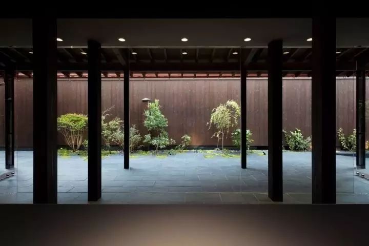 【84期】2月14日 不同的零售空间表现设计-9