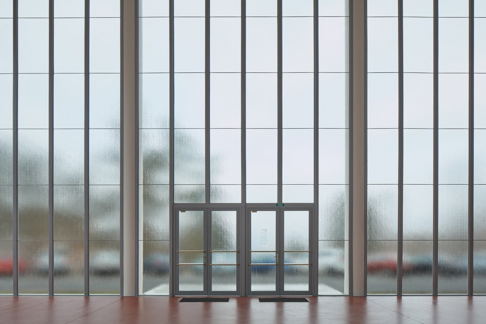 捷克 Tomáš Baťa 纪念馆改造 | 现代简约的神圣空间-44