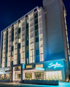 波多黎各 Serafina 海滩酒店——现代海滨风情