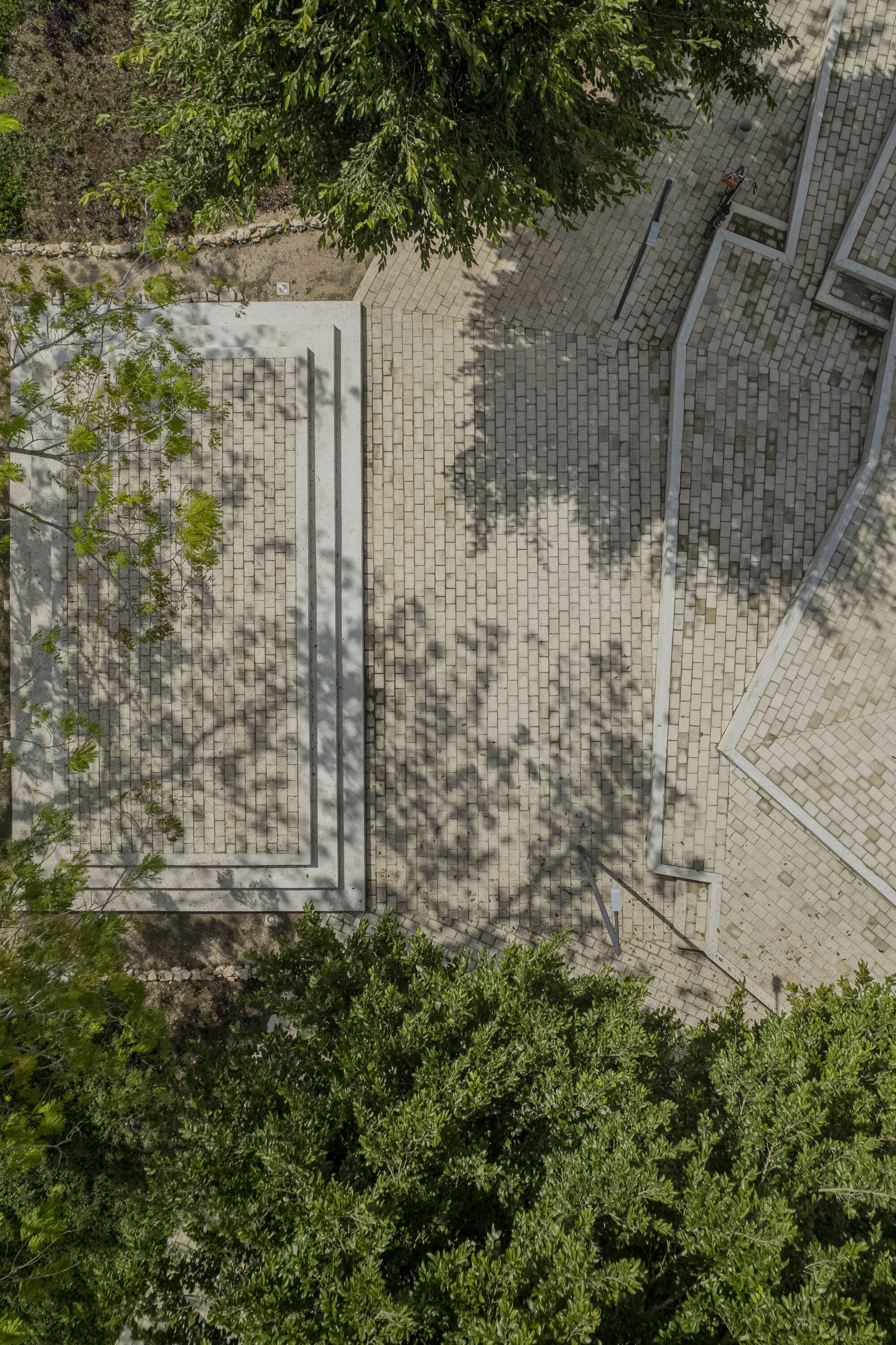 卡里略波多剧院丨ASJP-32