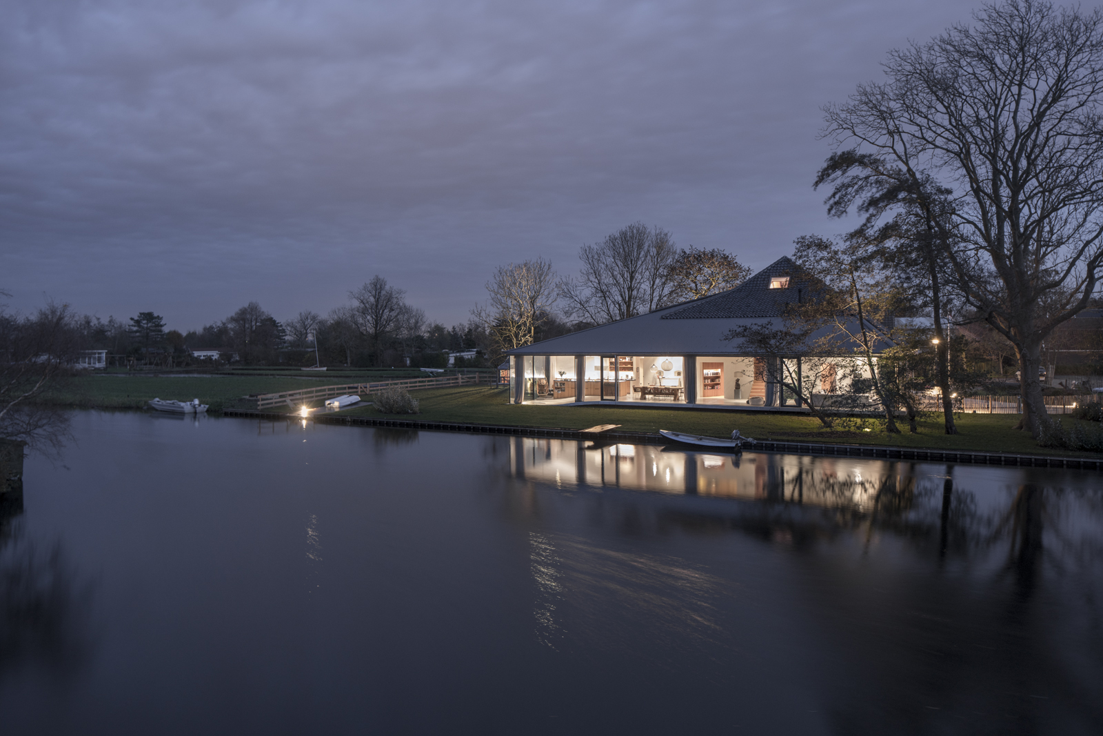 扭曲的北荷兰农舍 Stolp-22