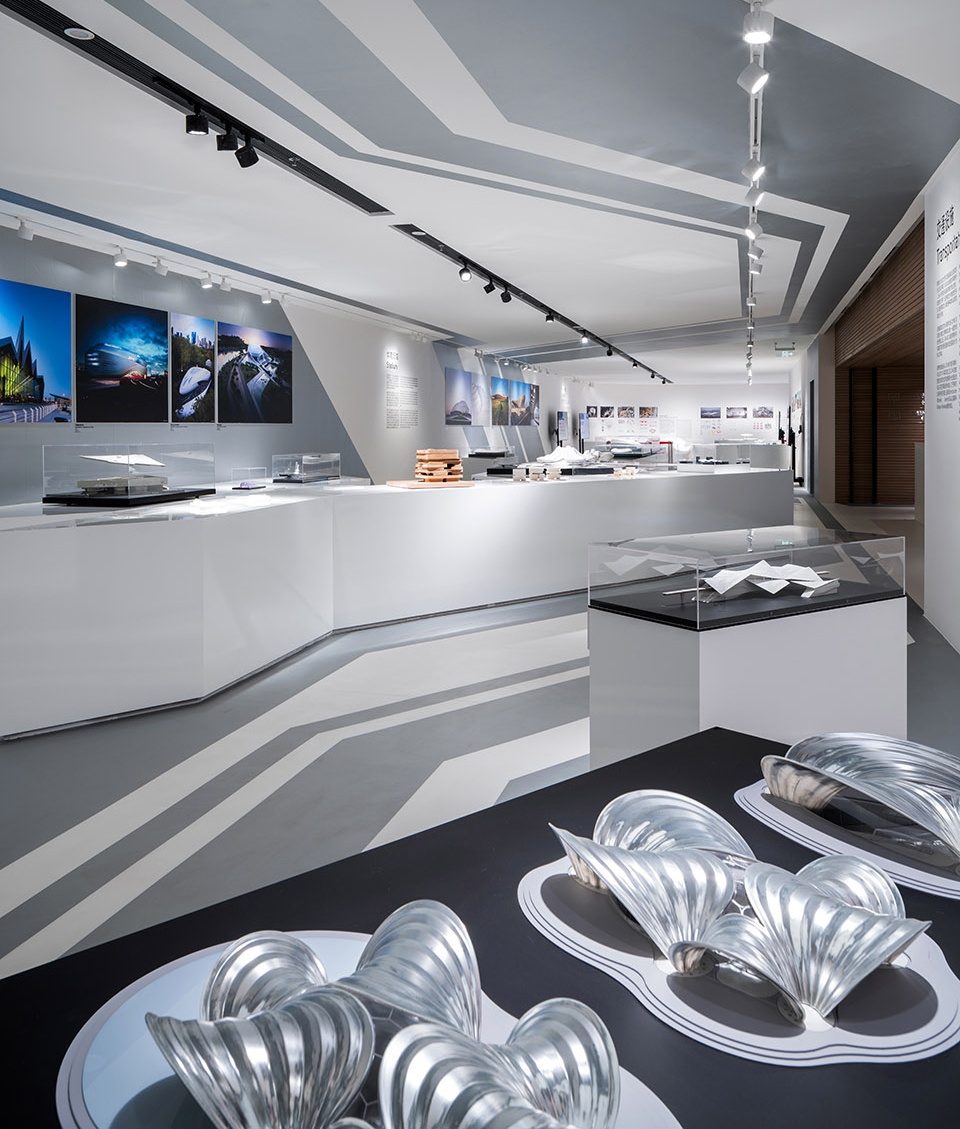 未来城市 · 扎哈·哈迪德建筑事务所探索创新城市景观丨中国成都-17