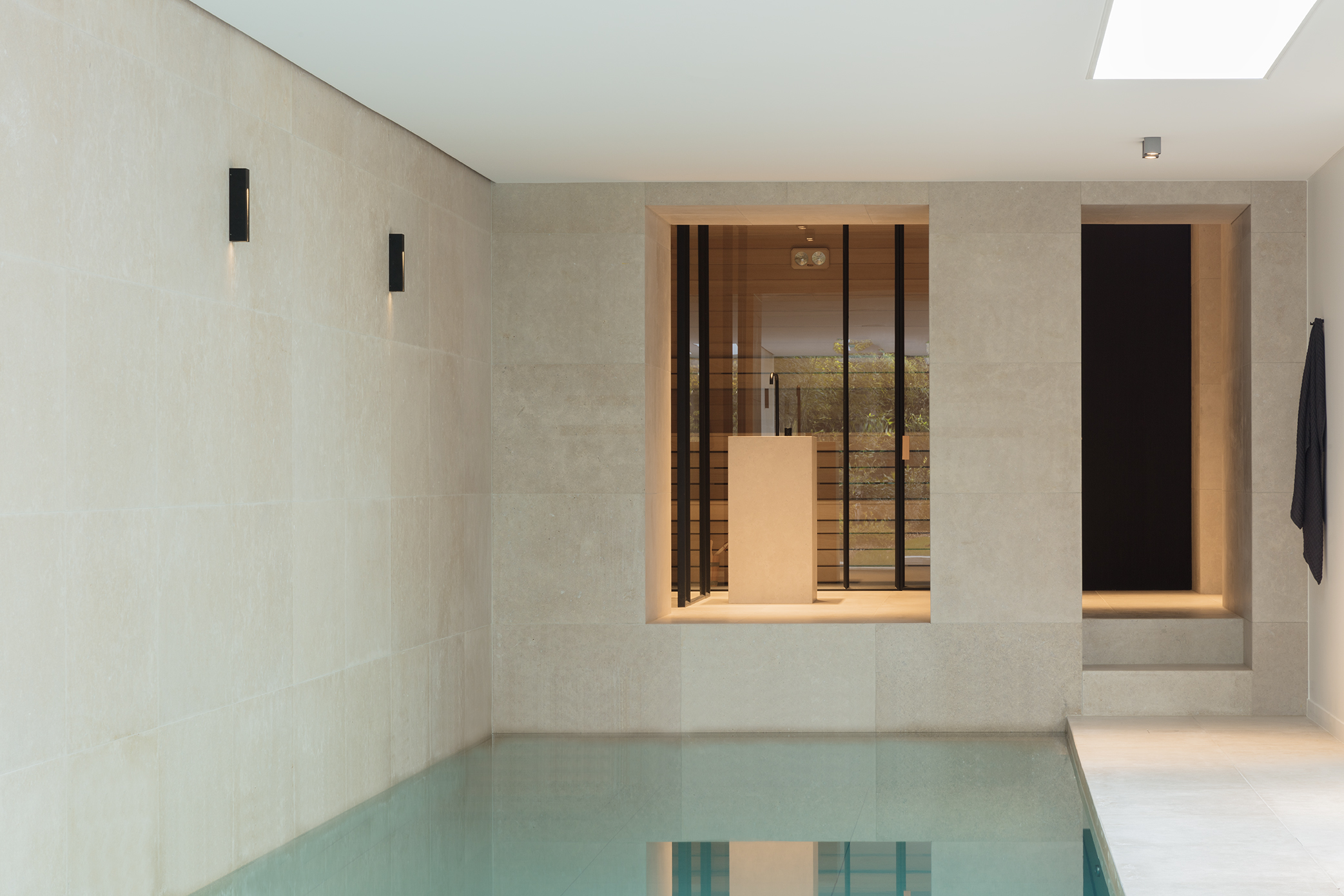 联排别墅市中心区丨保加利亚鲁塞丨JUMA architects-17