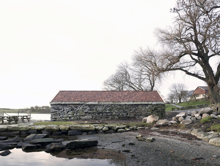 挪威百年船屋的现代改造-2