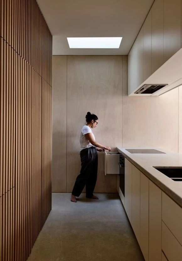 Rob Kennon Architects--138㎡住宅翻新，巧妙的分区让空间更连续-44