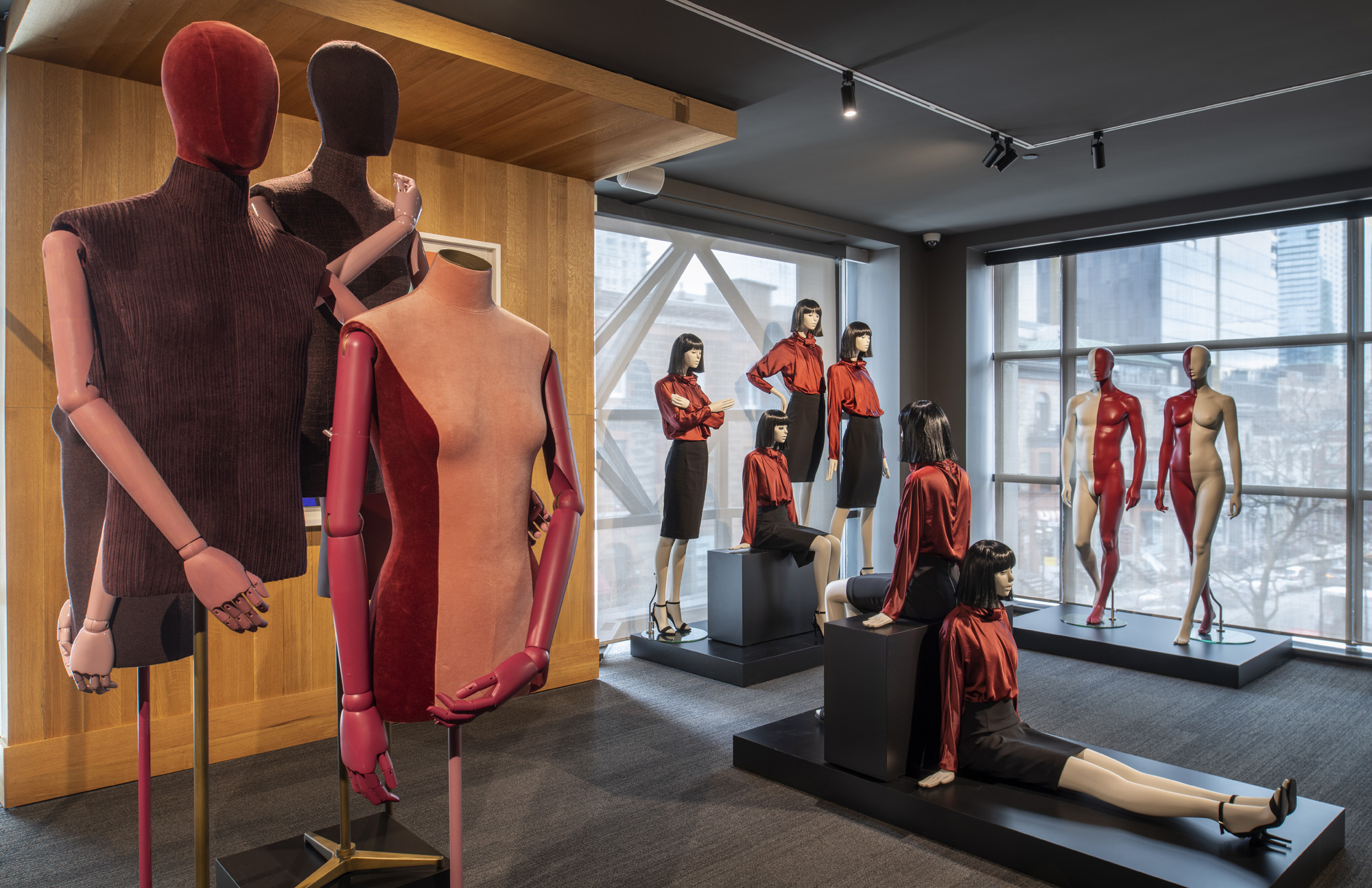 Hans Boodt Mannequins pop-up showroom. Montreal Museum of Fine Arts-10