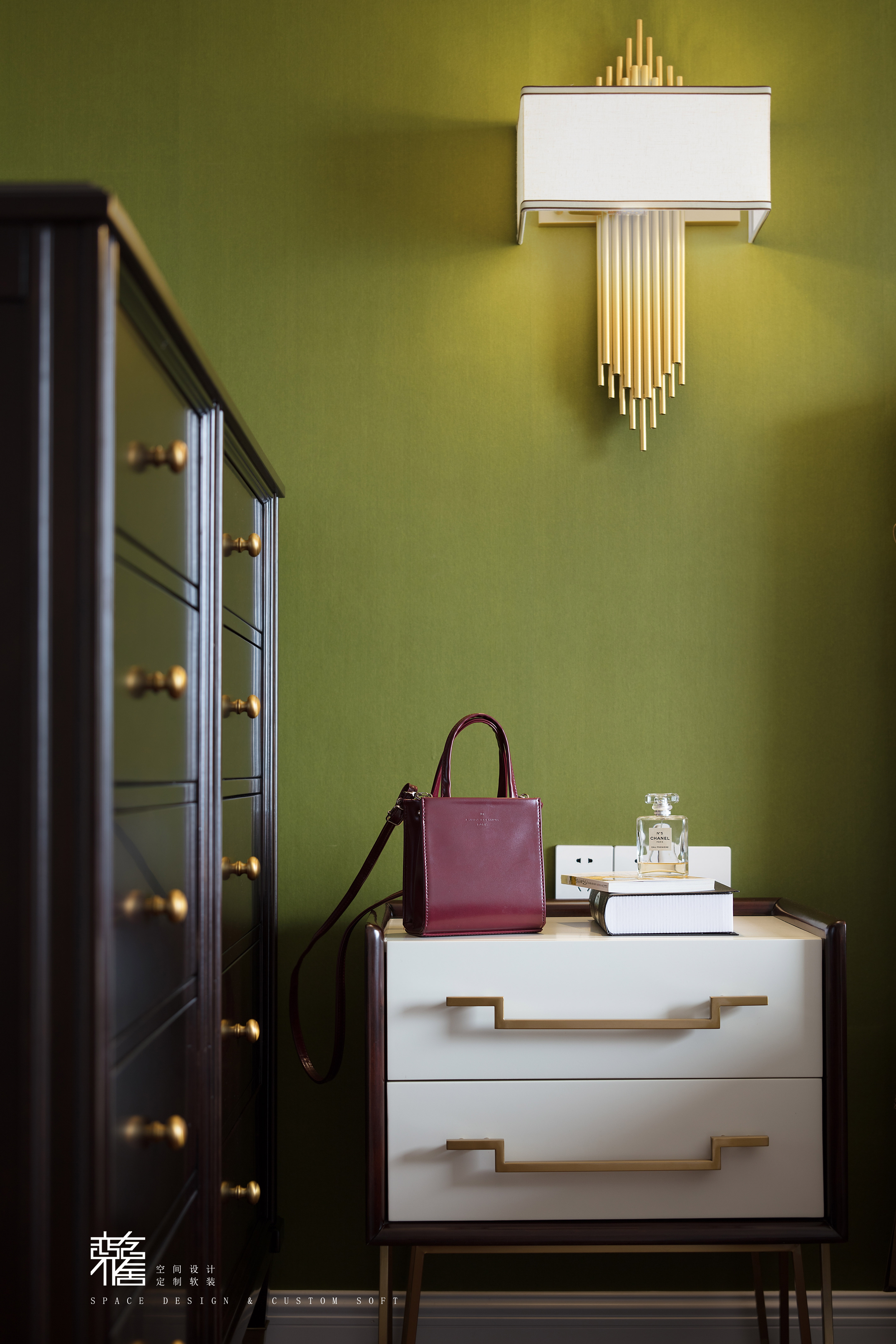 复古情韵 | 现代绅士的典雅家居设计-17