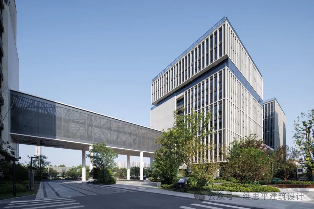 郑州城发·金岱智慧产业园丨中国郑州丨维思平建筑设计-29