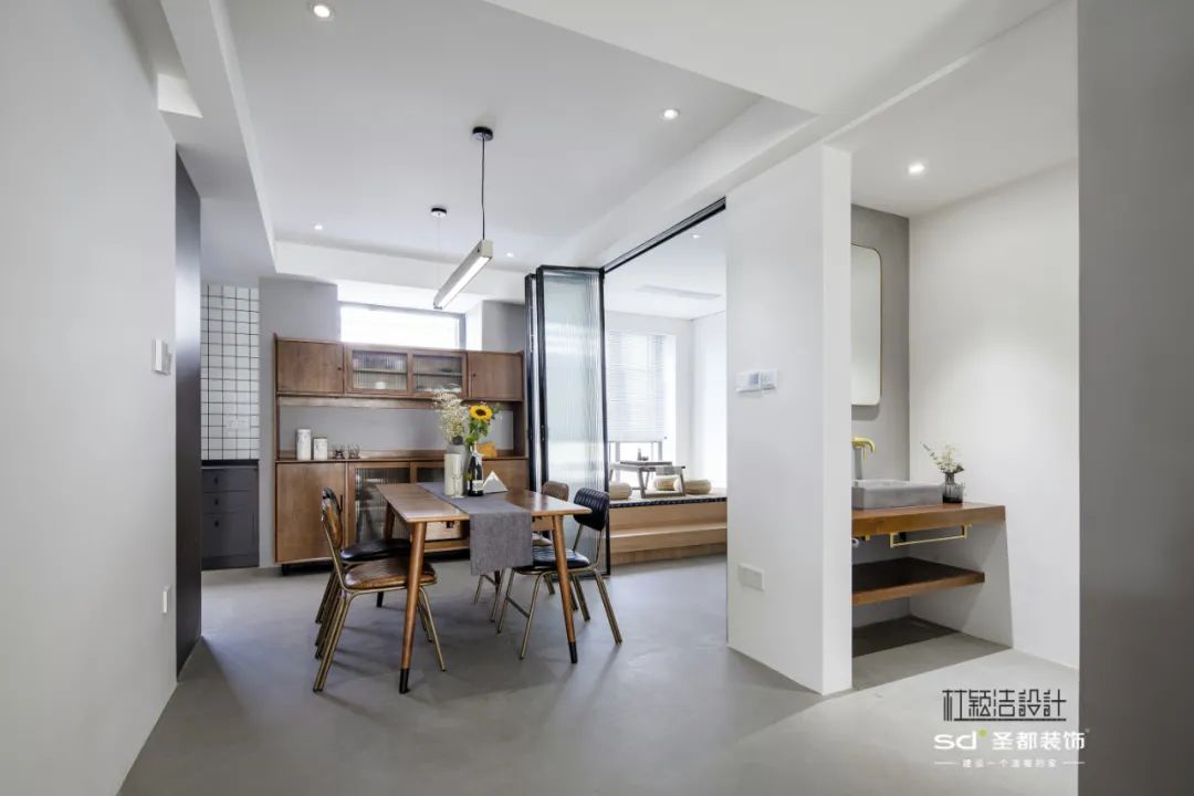 机车控的秘密基地 | 极简复古的 120㎡浪漫空间-44