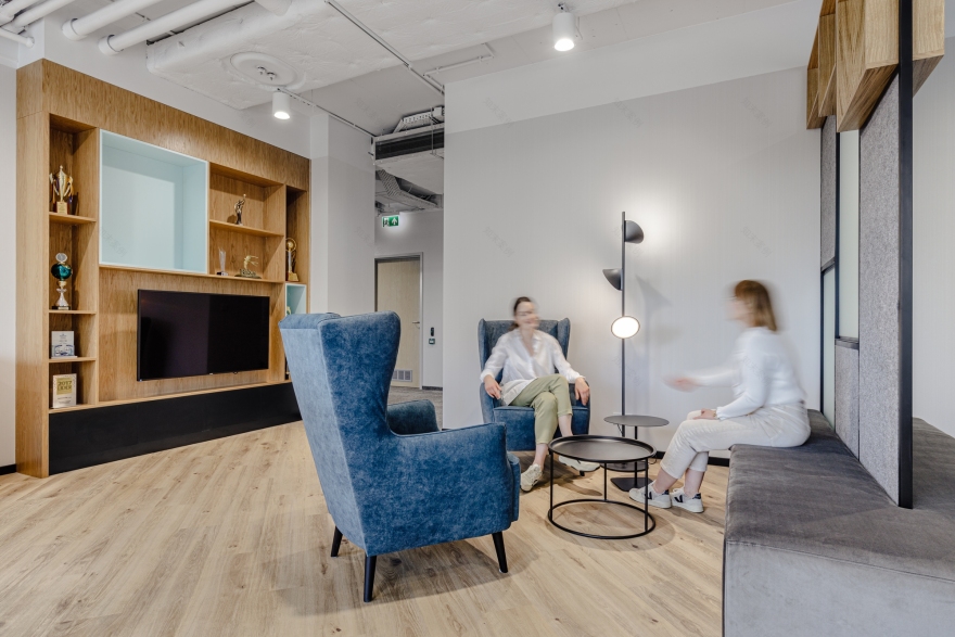 Medicover 办公室丨波兰华沙丨Colliers Define-35