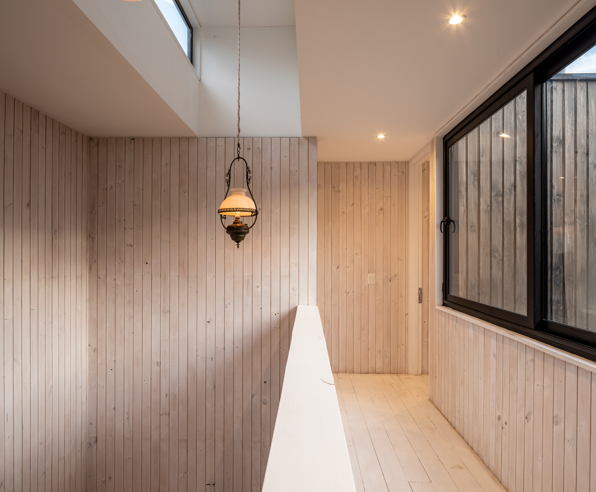 背海而立的双庭院之家-15